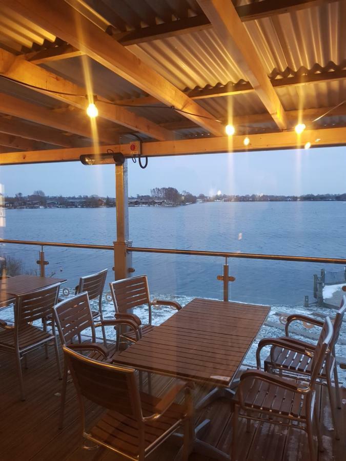 3 Bedroom Caravan With Hot Tub Tattershall Lakes Kültér fotó